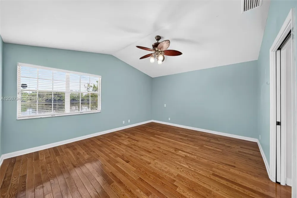 20141 NW 10th St Pembroke Pines, FL 33029