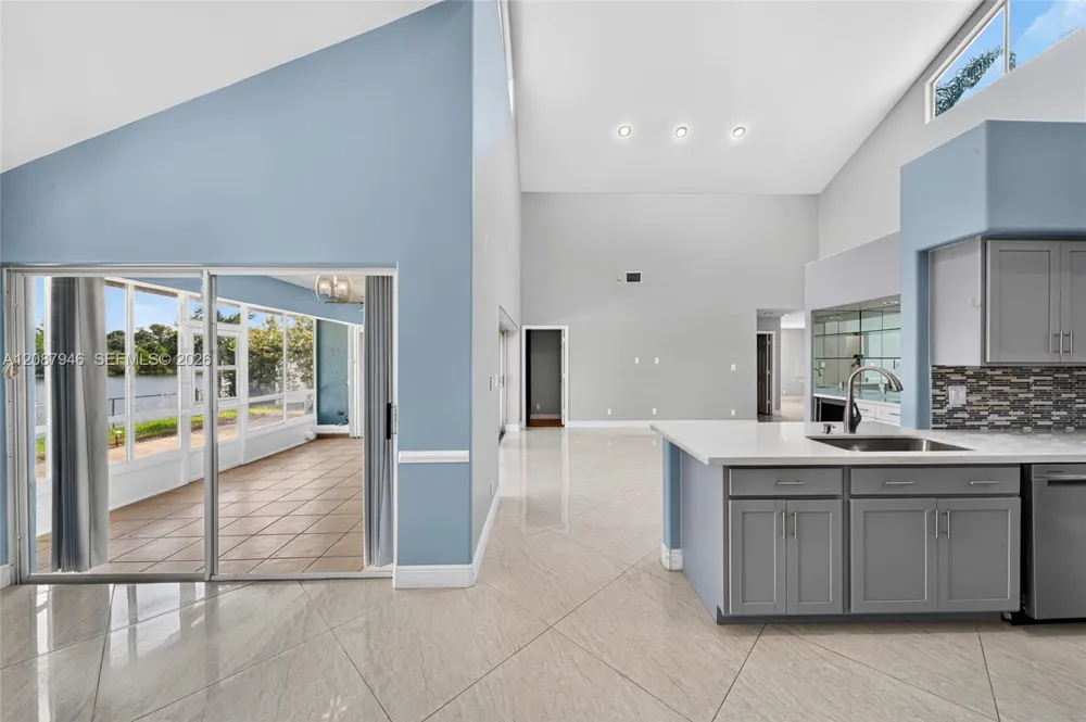 20141 NW 10th St Pembroke Pines, FL 33029