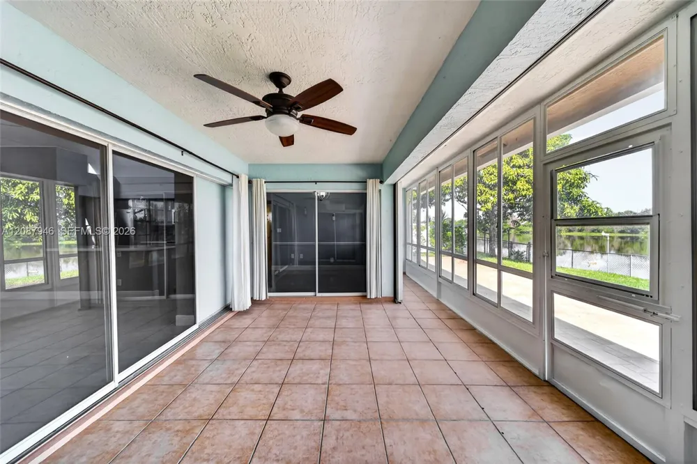 20141 NW 10th St Pembroke Pines, FL 33029