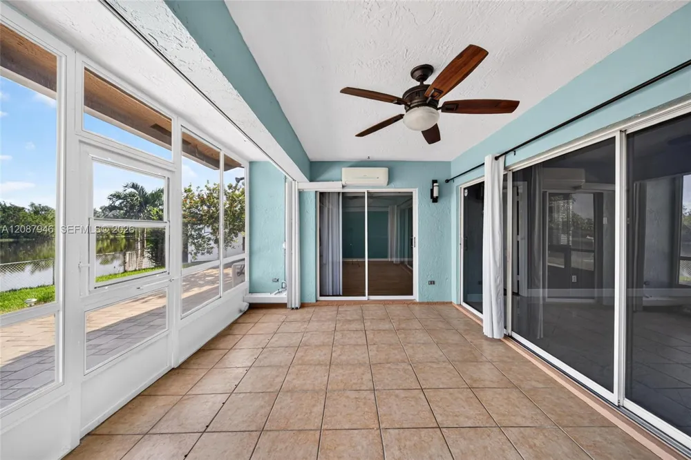 20141 NW 10th St Pembroke Pines, FL 33029
