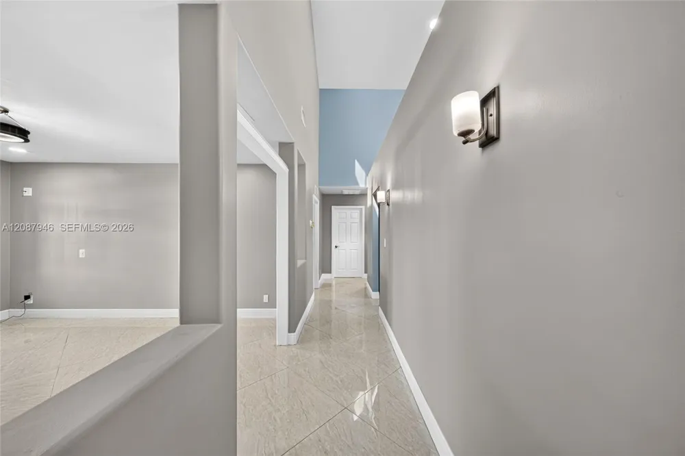 20141 NW 10th St Pembroke Pines, FL 33029