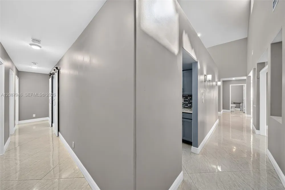 20141 NW 10th St Pembroke Pines, FL 33029