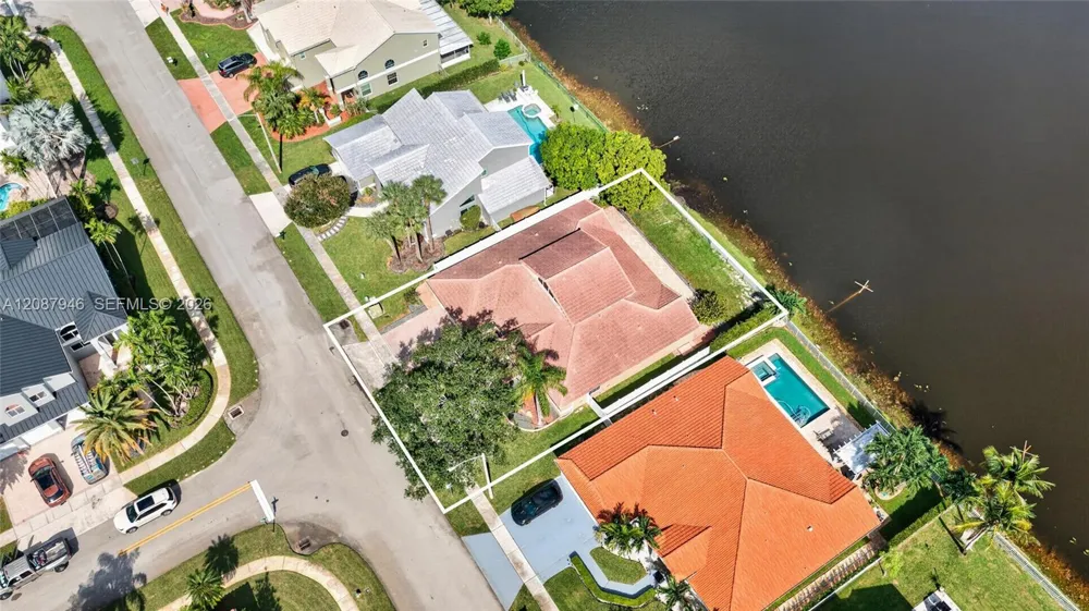 20141 NW 10th St Pembroke Pines, FL 33029