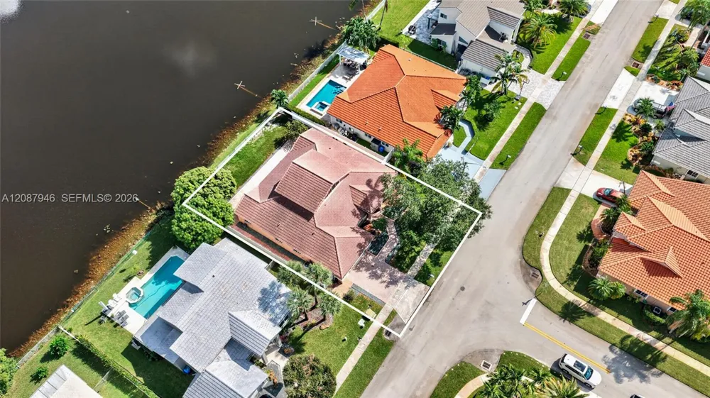 20141 NW 10th St Pembroke Pines, FL 33029