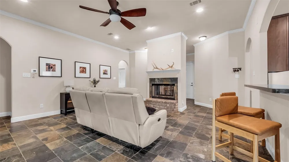 1011 Sister Grove Road Van Alstyne, TX 75495