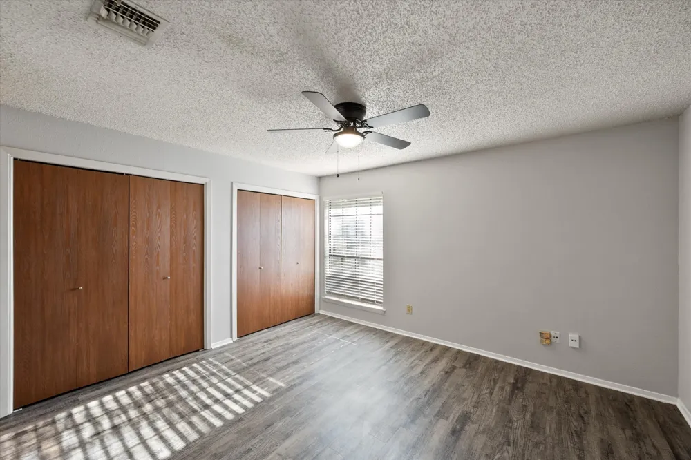 406 E Denton Drive #36 Euless, TX 76039