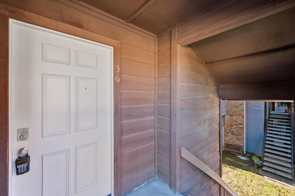 406 E Denton Drive #36 Euless, TX 76039