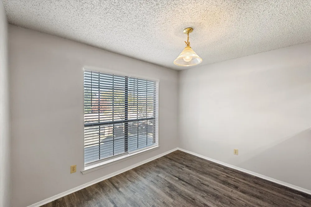 406 E Denton Drive #36 Euless, TX 76039