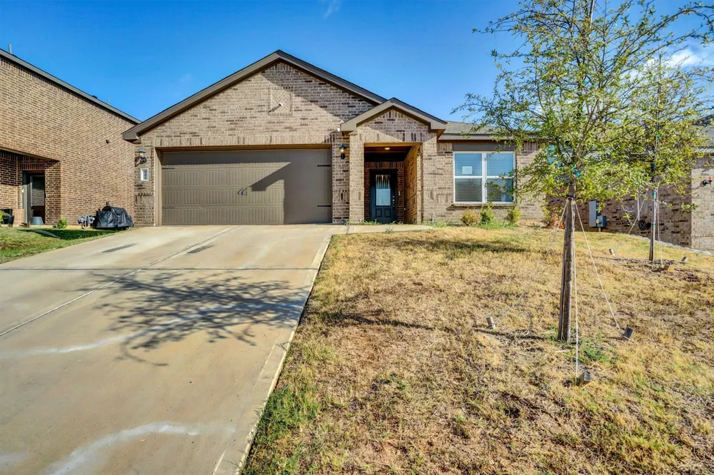 921 Clark Drive Ferris, TX 75125