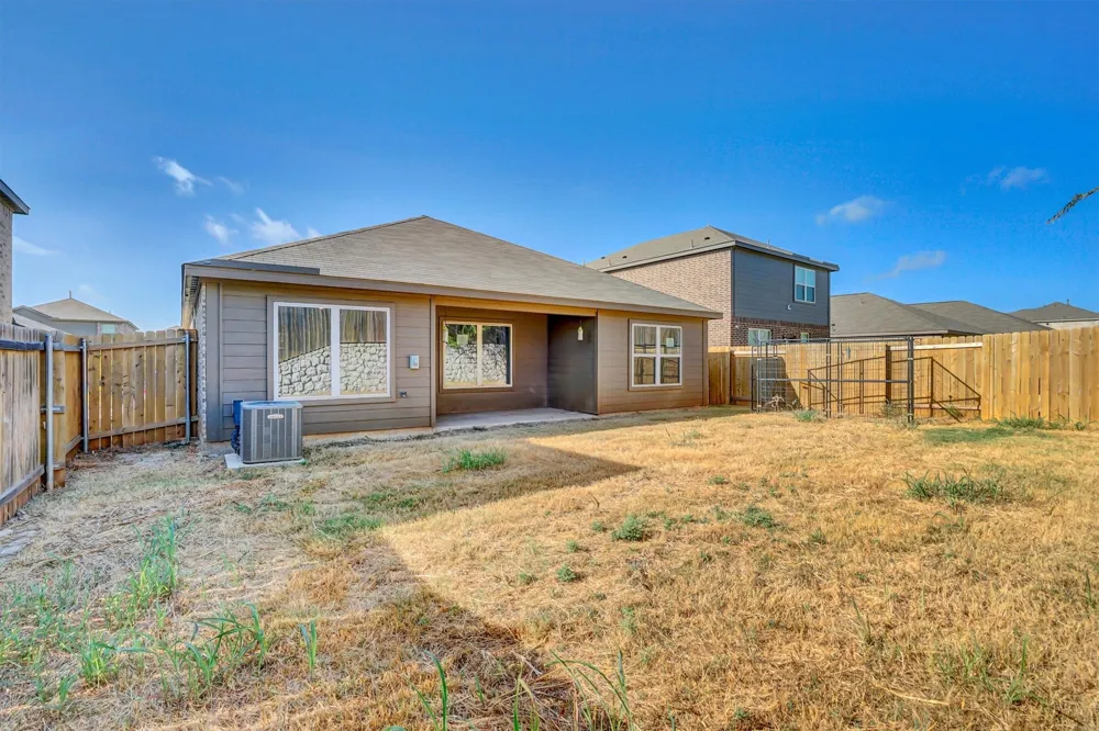 921 Clark Drive Ferris, TX 75125