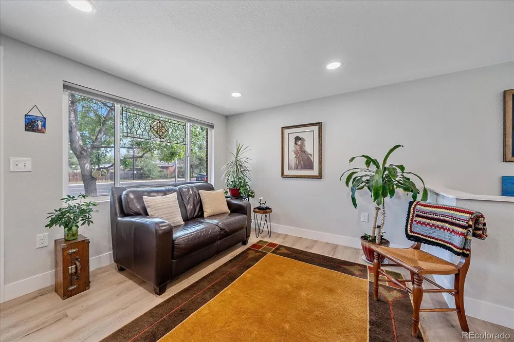 1070 W Oxford Avenue Englewood, CO 80110