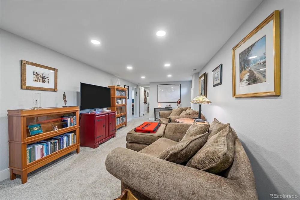 1070 W Oxford Avenue Englewood, CO 80110