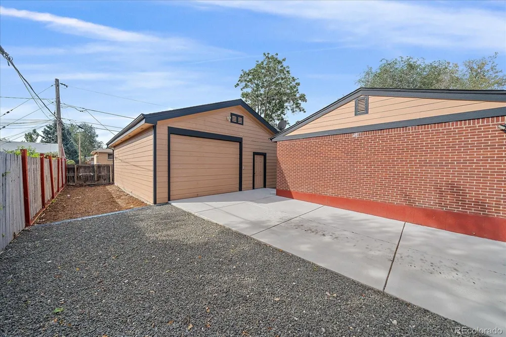 1070 W Oxford Avenue Englewood, CO 80110