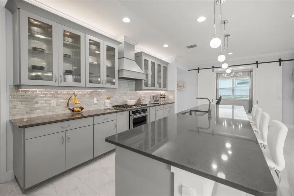 5557 LONG SHORE LOOP Sarasota, FL 34238