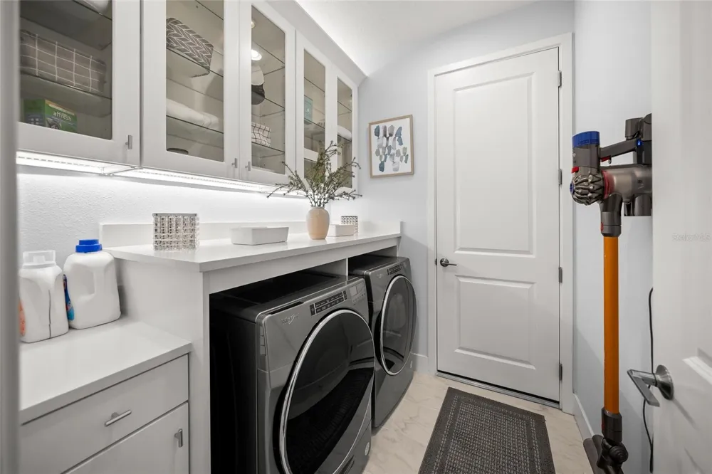 5557 LONG SHORE LOOP Sarasota, FL 34238