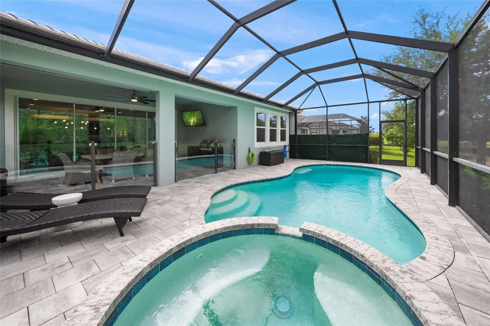 5557 LONG SHORE LOOP Sarasota, FL 34238