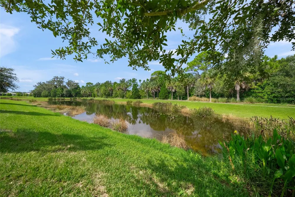 5557 LONG SHORE LOOP Sarasota, FL 34238