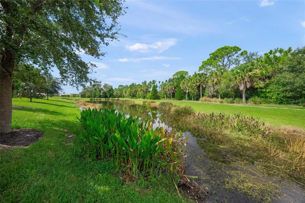 5557 LONG SHORE LOOP Sarasota, FL 34238