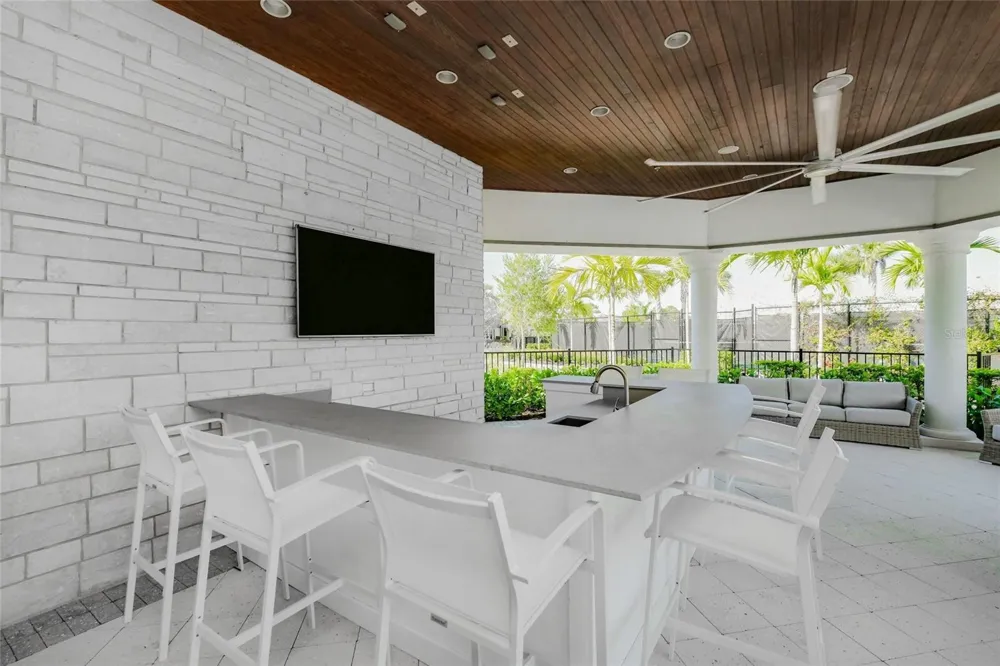 5557 LONG SHORE LOOP Sarasota, FL 34238