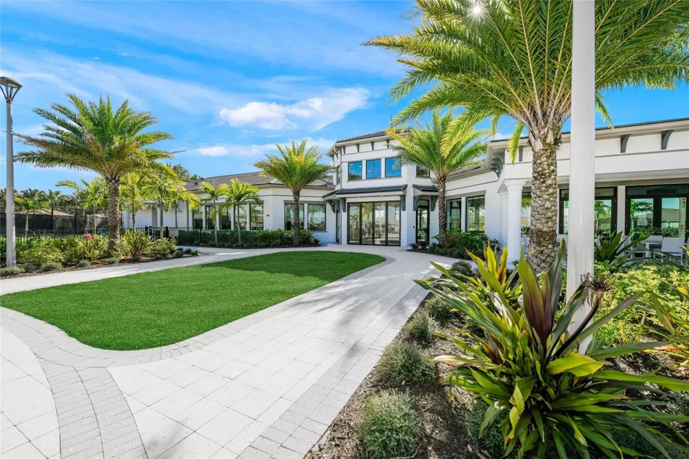 5557 LONG SHORE LOOP Sarasota, FL 34238