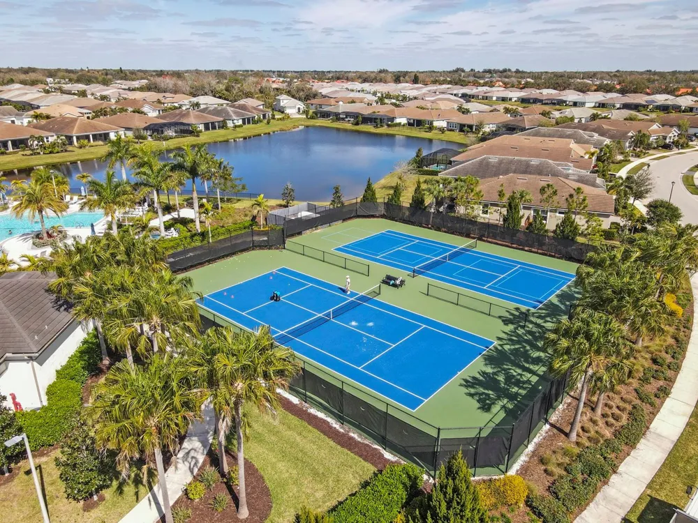 5557 LONG SHORE LOOP Sarasota, FL 34238