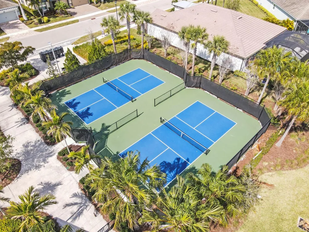 5557 LONG SHORE LOOP Sarasota, FL 34238