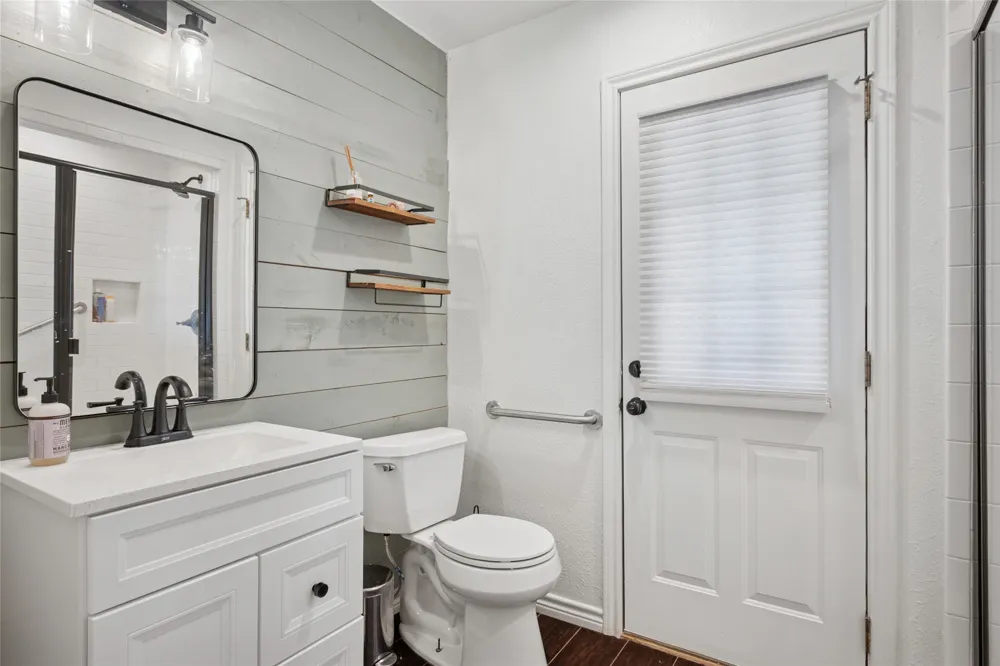 2705 Prairie Creek Court Plano, TX 75075