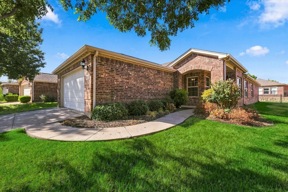 7927 Estancia Drive Frisco, TX 75036