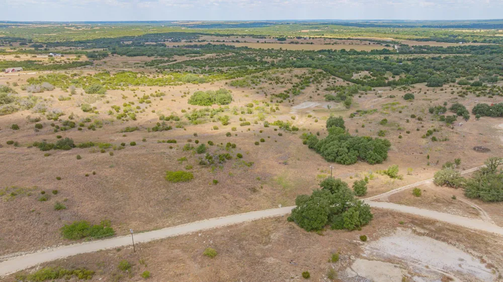 Private Road 3032 Hamilton, TX 76531