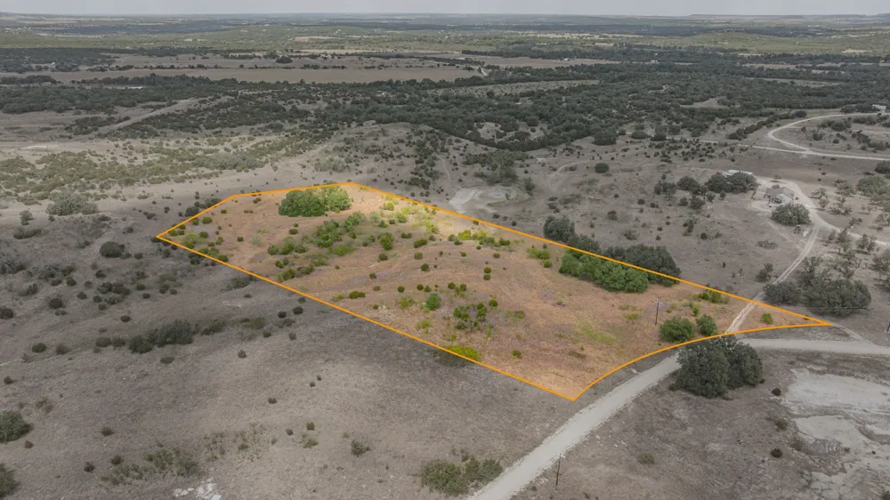 Private Road 3032 Hamilton, TX 76531