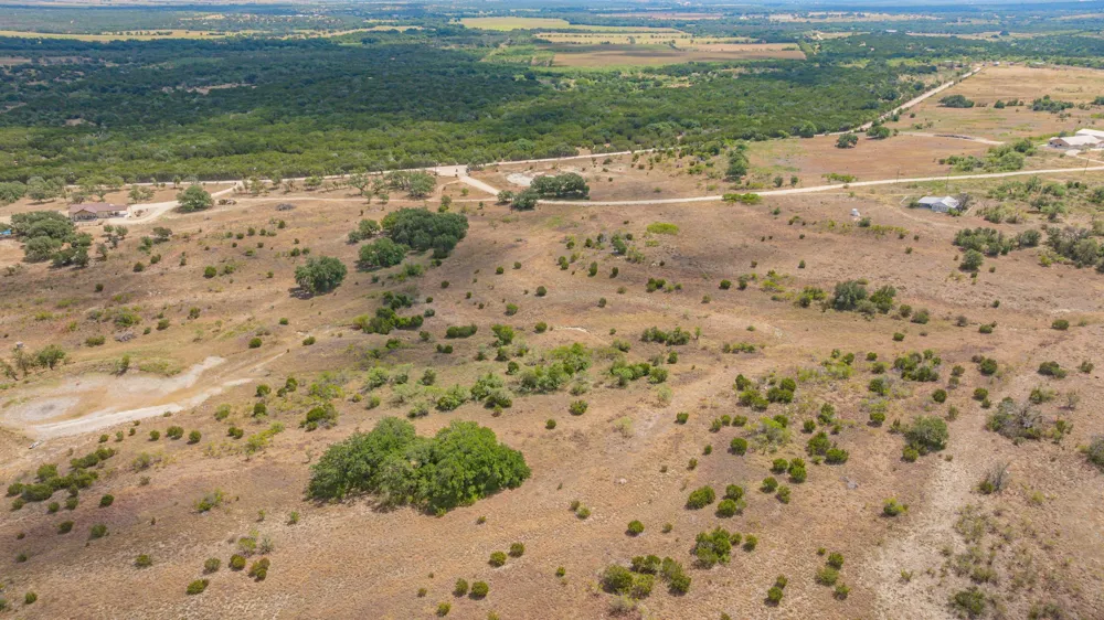 Private Road 3032 Hamilton, TX 76531
