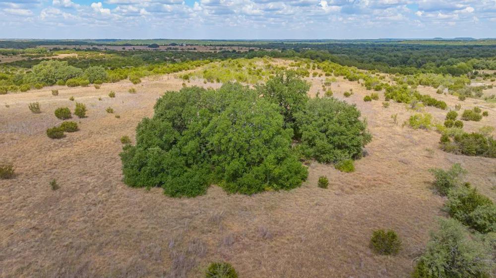 Private Road 3032 Hamilton, TX 76531