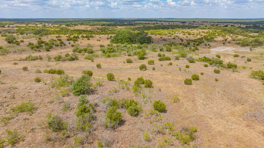 Private Road 3032 Hamilton, TX 76531