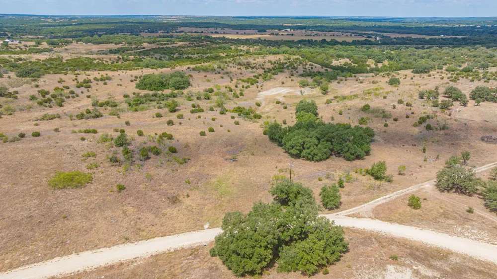 Private Road 3032 Hamilton, TX 76531