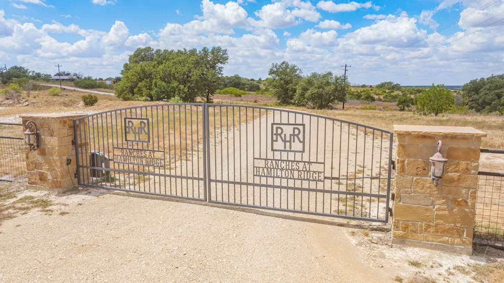 Private Road 3032 Hamilton, TX 76531