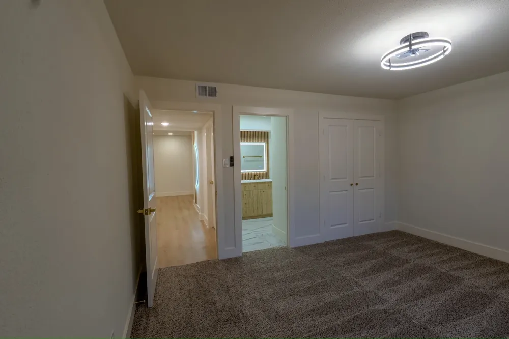 419 S Las Vegas Trail White Settlement, TX 76108