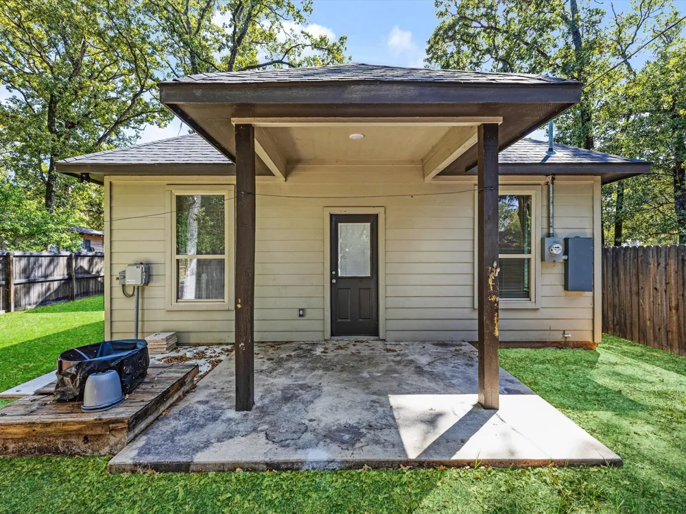 82 Indian Harbor Drive Mabank, TX 75156
