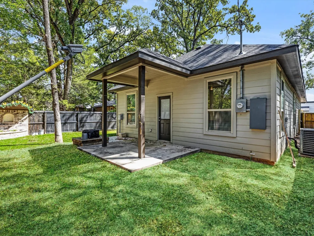 82 Indian Harbor Drive Mabank, TX 75156
