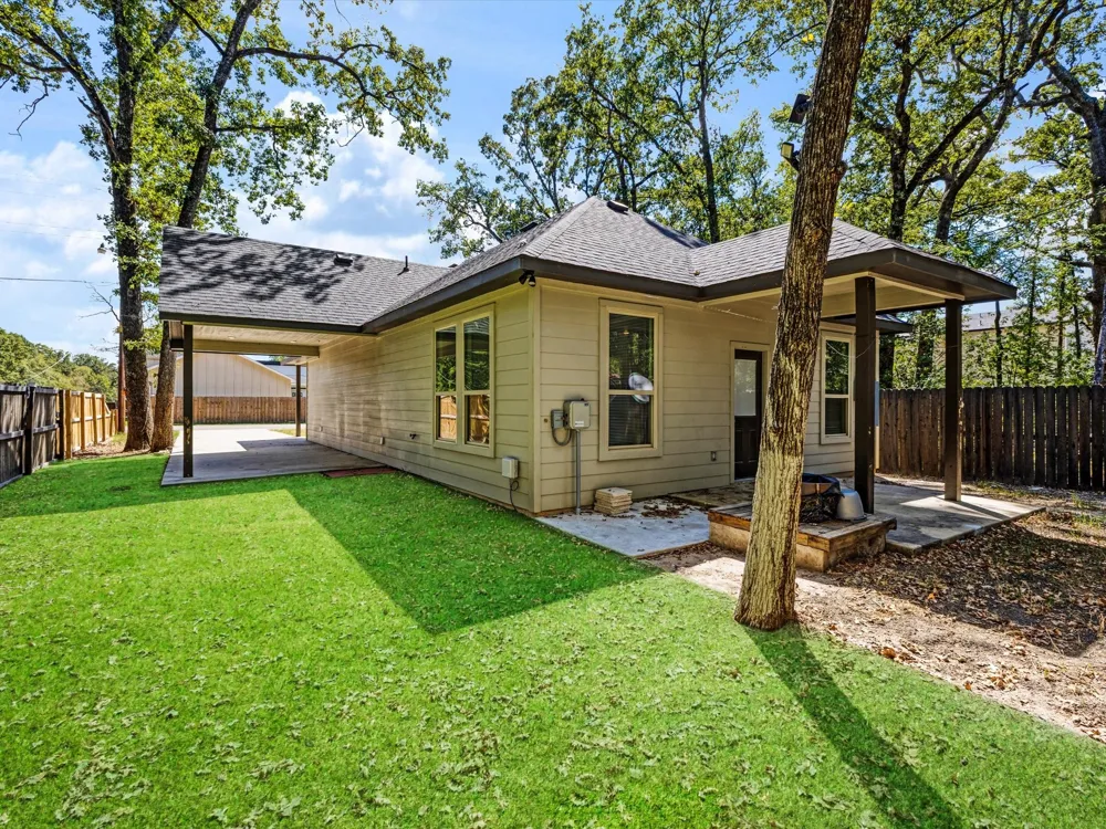 82 Indian Harbor Drive Mabank, TX 75156