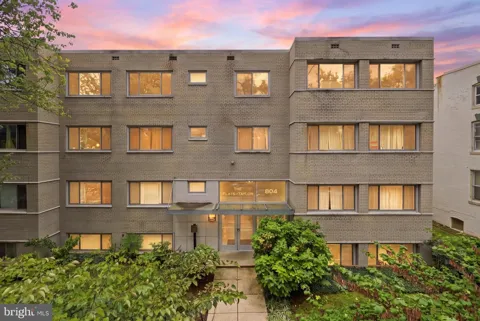 804 TAYLOR STREET NW #304