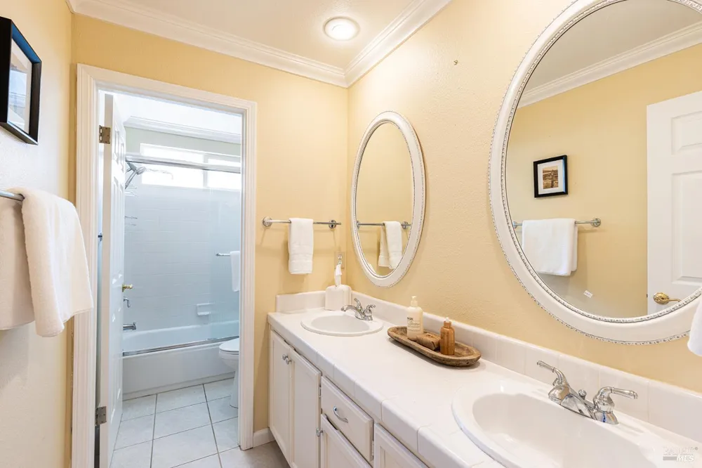 87 Summerbrooke Circle Napa, CA 94558