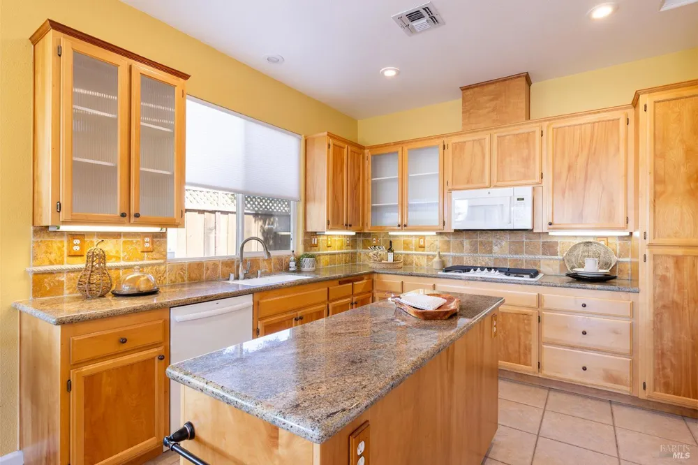 87 Summerbrooke Circle Napa, CA 94558
