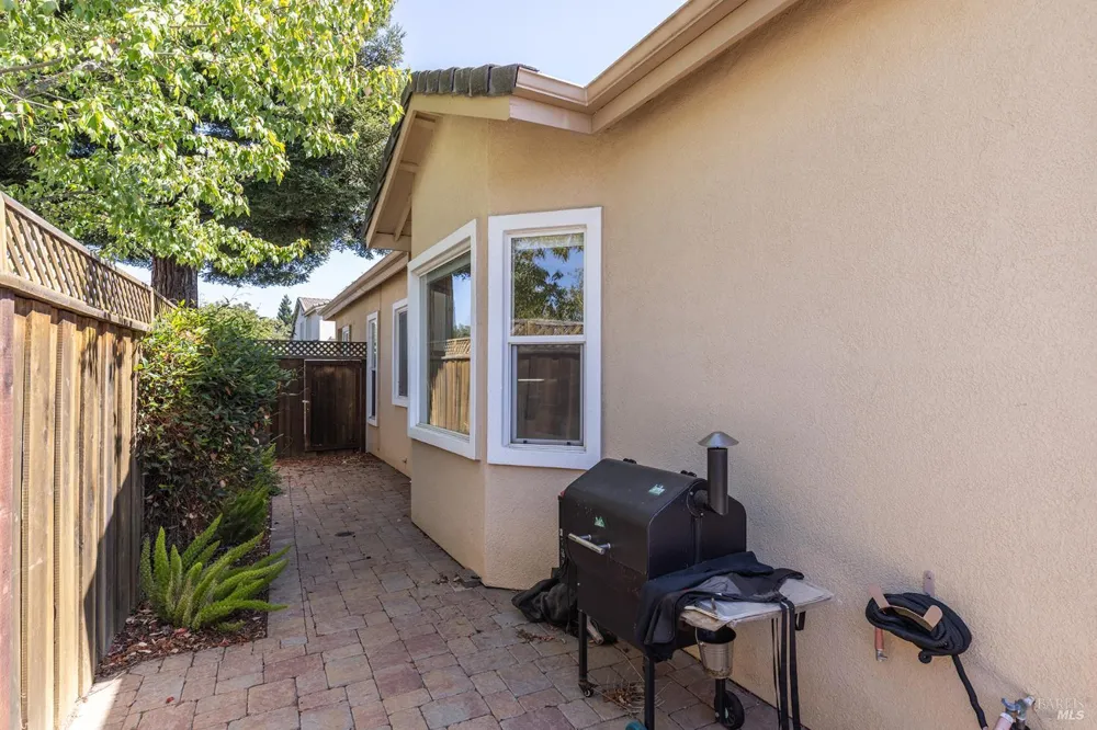 87 Summerbrooke Circle Napa, CA 94558