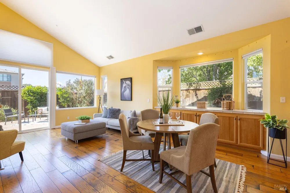 87 Summerbrooke Circle Napa, CA 94558