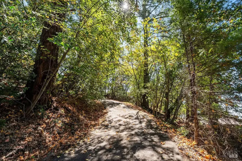 3360 Calistoga Road Santa Rosa, CA 95404