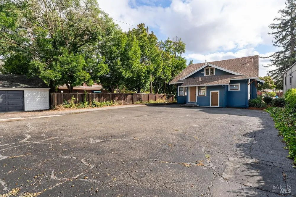 Address Not Shown Santa Rosa, CA 95404