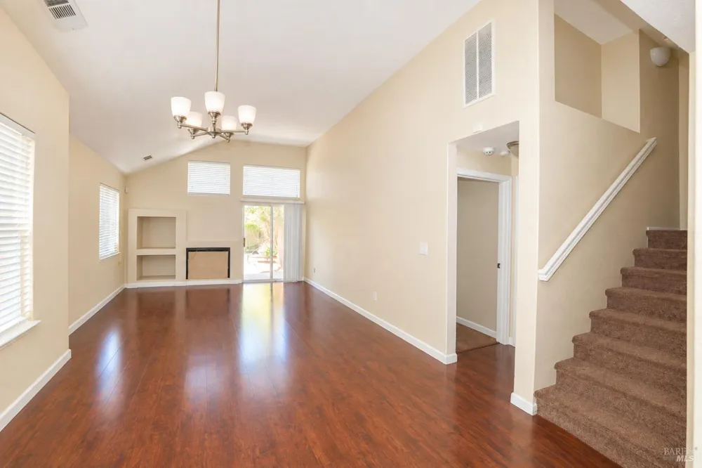 70 Narragansett Court Vallejo, CA 94591