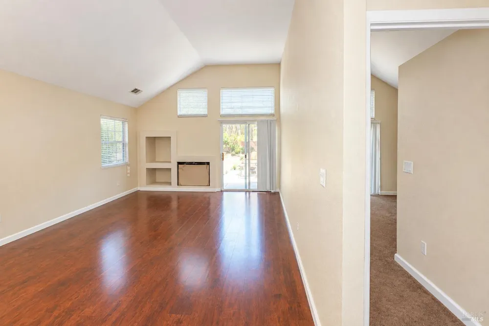 70 Narragansett Court Vallejo, CA 94591