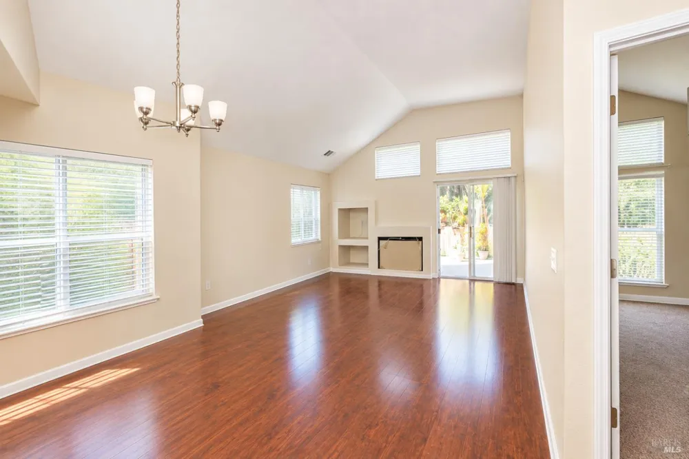70 Narragansett Court Vallejo, CA 94591