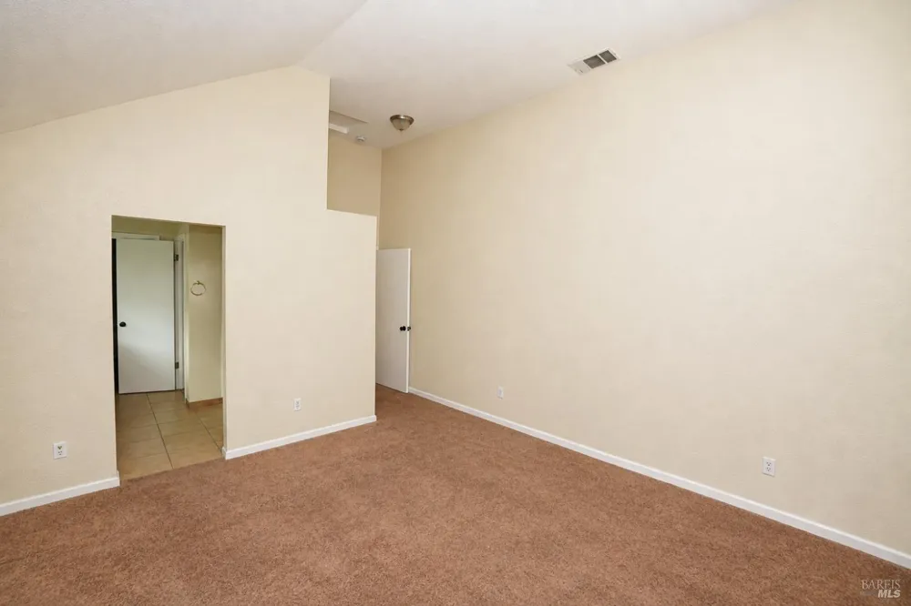 70 Narragansett Court Vallejo, CA 94591